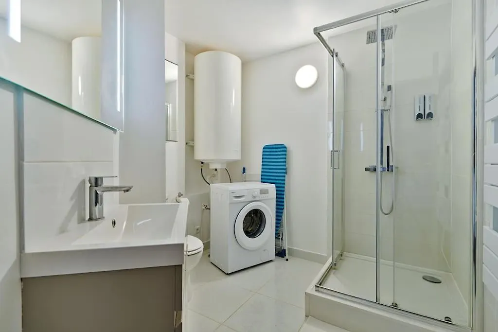 Purple House Apartment Vigneux-sur-Seine France